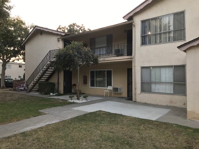 Photo - 717 E Santa Fe Ave Unit #6