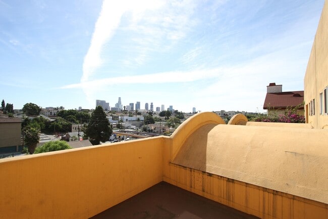 Photo - 425 N Alvarado St Unit 104