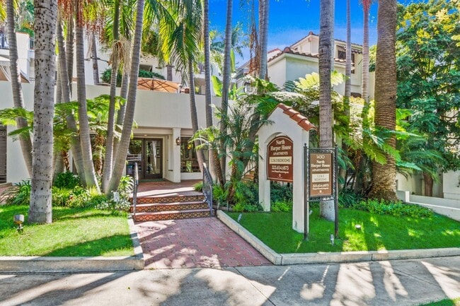 Photo - North Harper House