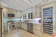 Photo - 1362 Palisades Beach Rd Townhome