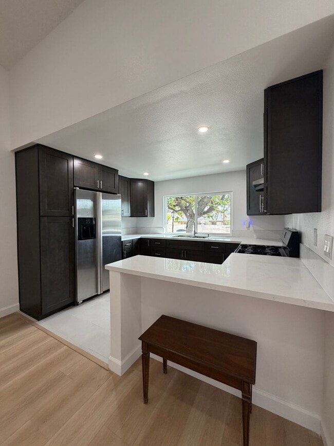 Building Photo - Townhome In Rosemead