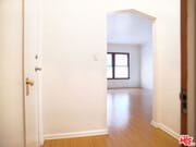 Photo - 611 Cloverdale Ave
