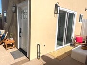 Photo - 2093 Ayala St