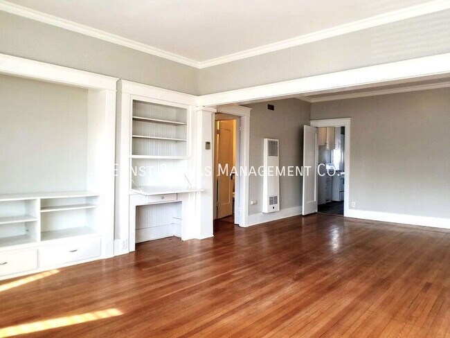 Photo - 971 2nd St