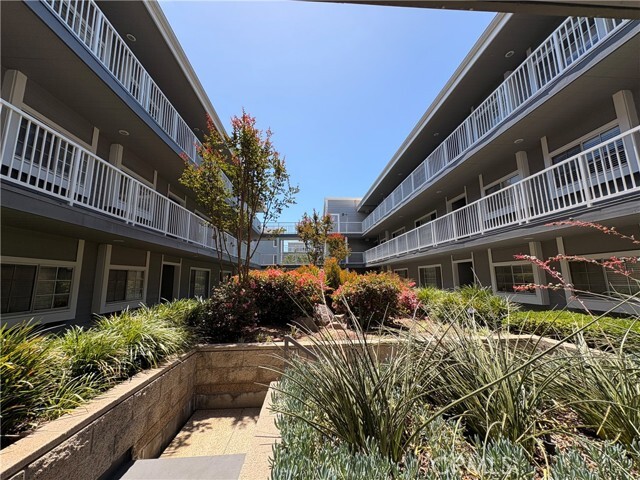 Photo - 1418 Brett Pl Unit 206