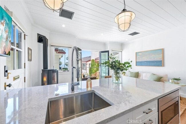 Photo - 358 Cliff Dr