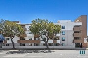 Front View of Venice Wave by WIseman - Venice Wave by Wiseman Apartments