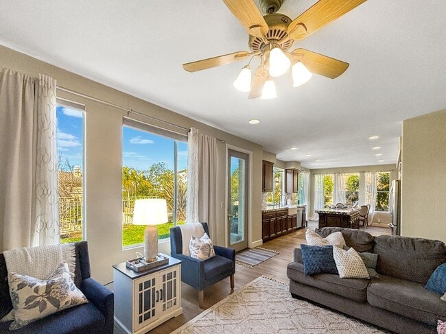 Photo - 23011 Bouquet