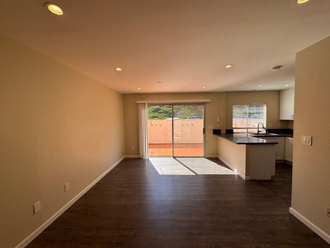 Photo - Spacious 4-Bedroom 2.5-Bathroom Townhome i...