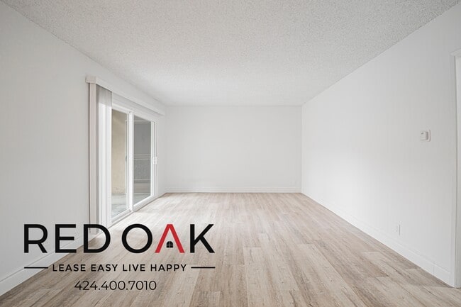 Photo - 2050 Rodney Dr Unit 7