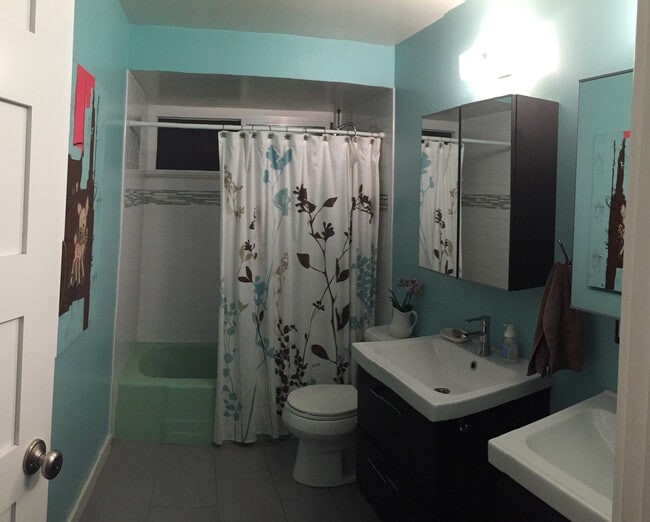 Photo - 2573 Oxford Lane Unit .