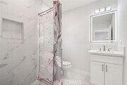 Photo - 11034 Scoville Ave