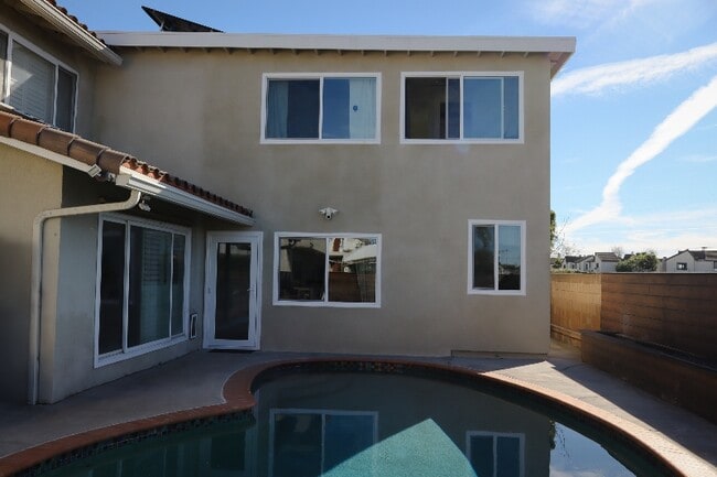 Photo - 4752 Amberwood Ave