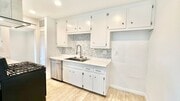 Photo - Light, Bright, and Recently Updated, Darli... House