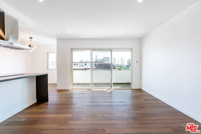 Photo - 8710 Delgany Ave Unit 33