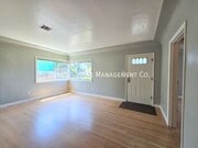 Photo - 1926 Daisy Ave
