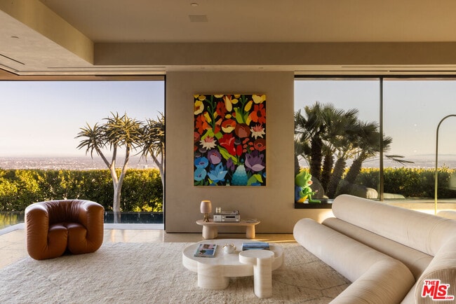 Photo - 1616 Blue Jay Way