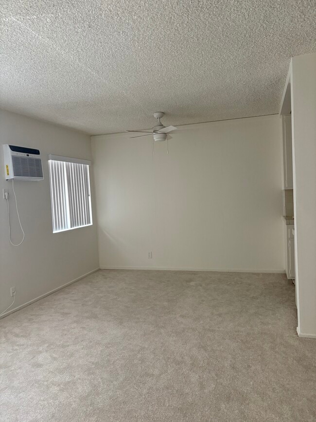 Living Room/Dining Room - 11168 Camarillo St Unit #8