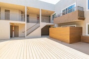 Photo - Van Nuys Apartments