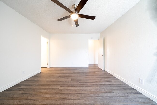 Photo - 1440 Oak Dr Unit F08