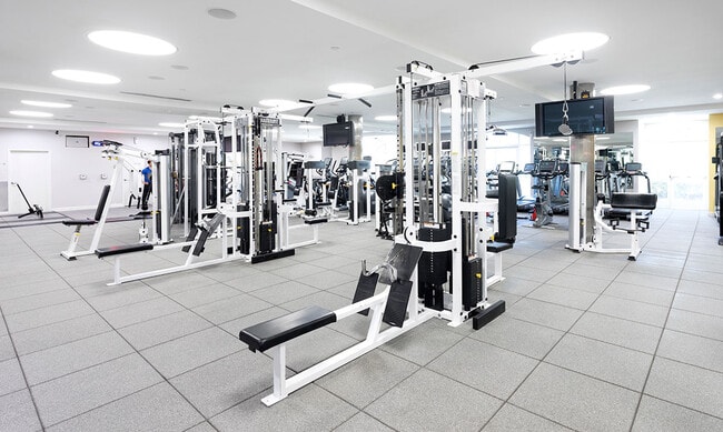 Photo - La Jolla Crossroads Apartments