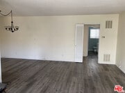 Photo - 844 6th St Apartment Unit 3