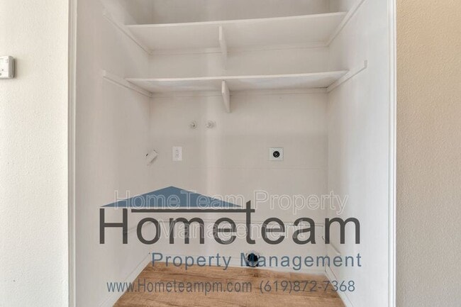 Photo - 2424 Adirondack Row Unit #1