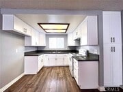 Photo - 810 S Citrus Ave Apartment Unit 4