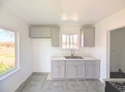 Photo - 865 N Glassell St