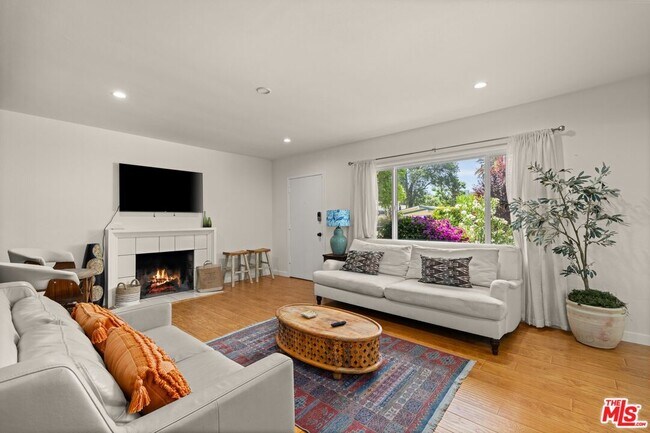 Photo - 22621 Dolorosa St