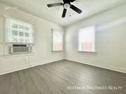 Photo - 3960 Redwood Ave Unit 3960 1/2