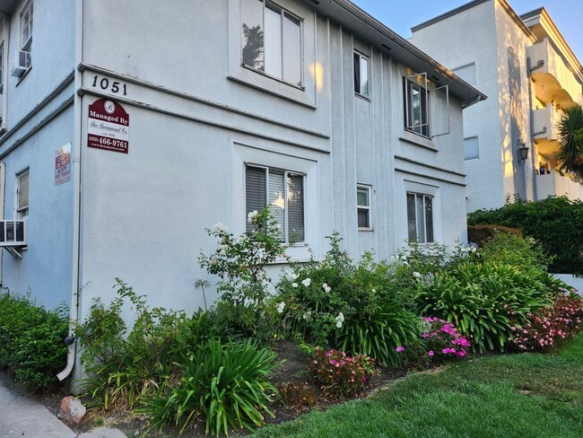 Photo - 1051 S Bedford St Unit 6