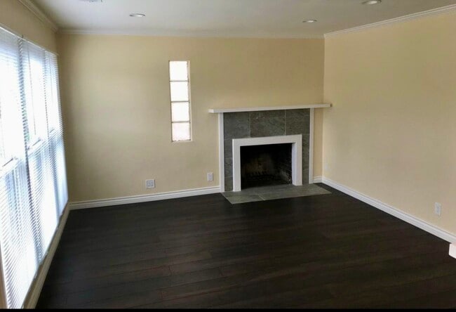 Photo - 3835 Arboleda St