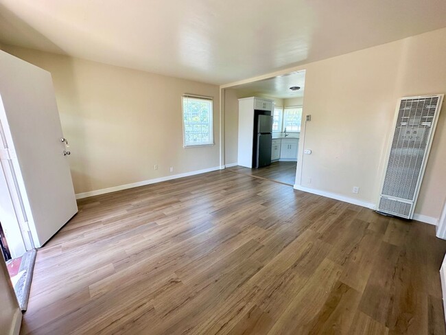 Photo - Cedar LB Unit B