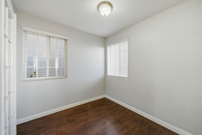 Photo - 126 E Balboa Blvd Unit 126 1/2 East Balboa