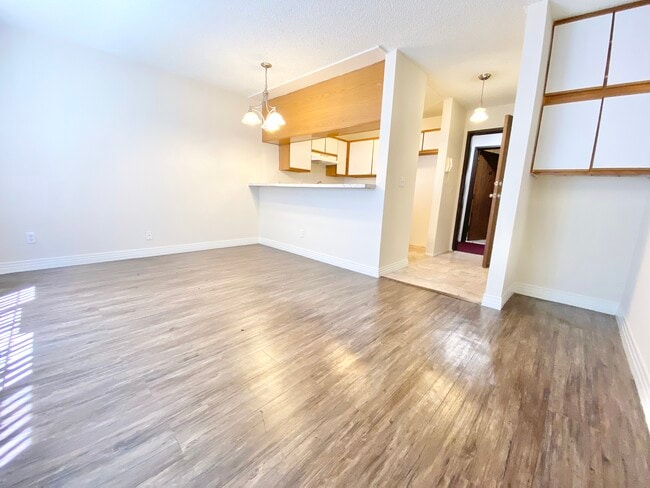 Photo - 415 S New Hampshire Ave Condo Unit 203