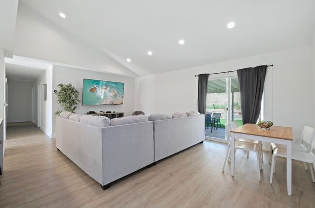 Photo - 895 Rutgers Ave Unit 895 Rutgers