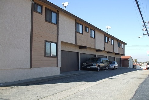 Photo - 4415 W 170th St