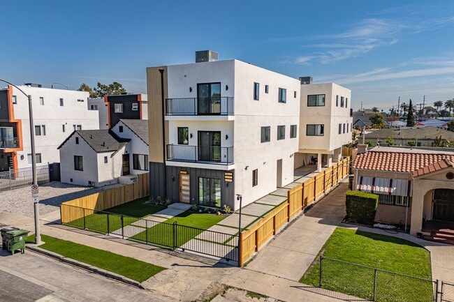 Photo - 2424 S West View St Unit 2424 1/2 S. West View St.