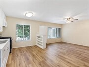 Photo - 1444 W Parade St Unit 08