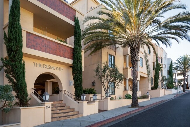 Photo - 851 N San Vicente Blvd Unit 117