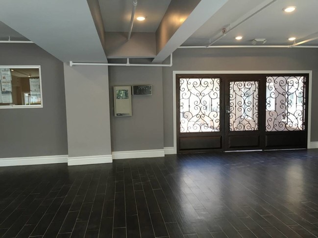 Photo - 739 Garland Ave