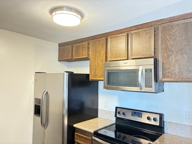 Building Photo - 6151 Rancho Mission Rd Unit #209