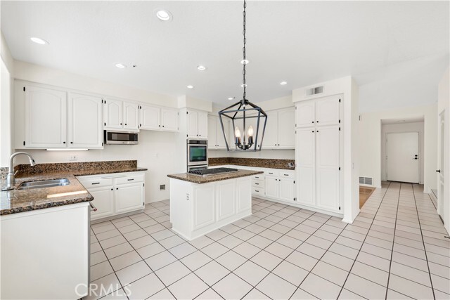 Photo - 8 Via Jazmin