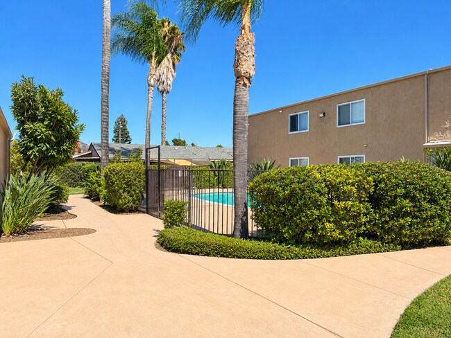 Photo - Beautiful Updated 2 Bed / 1.5 Bath Condo Unit 17