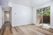 Photo - Charming Ground-Level Condo in California ...