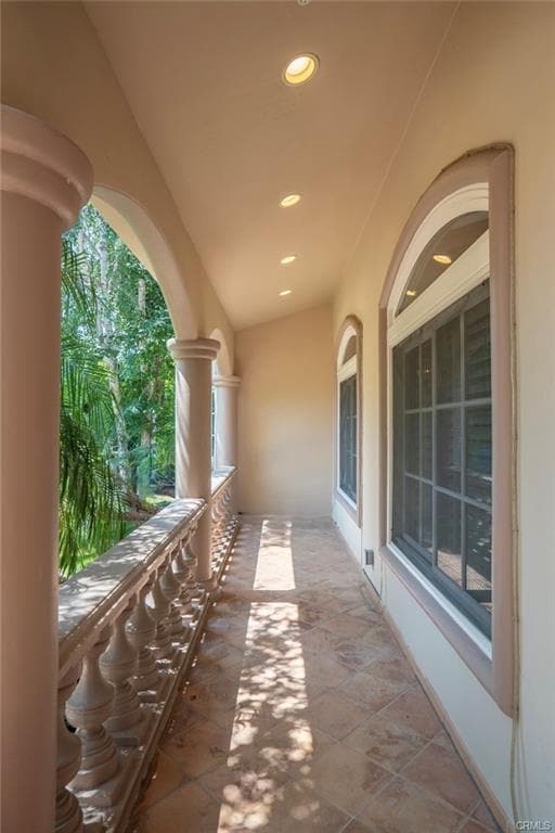 Photo - 4063 Benedict Canyon Dr