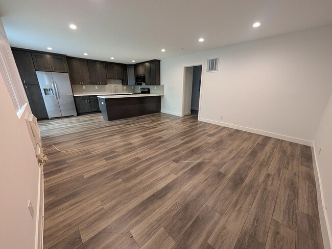 Photo - 739 N Sweetzer Ave Unit 4