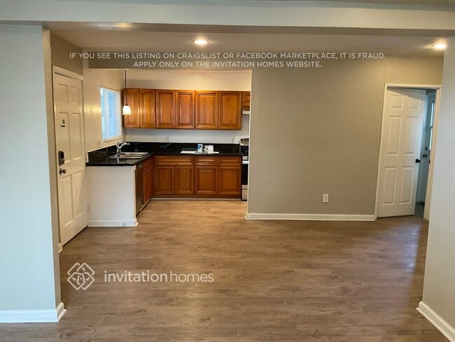 Photo - 7349 Cartwright Ave