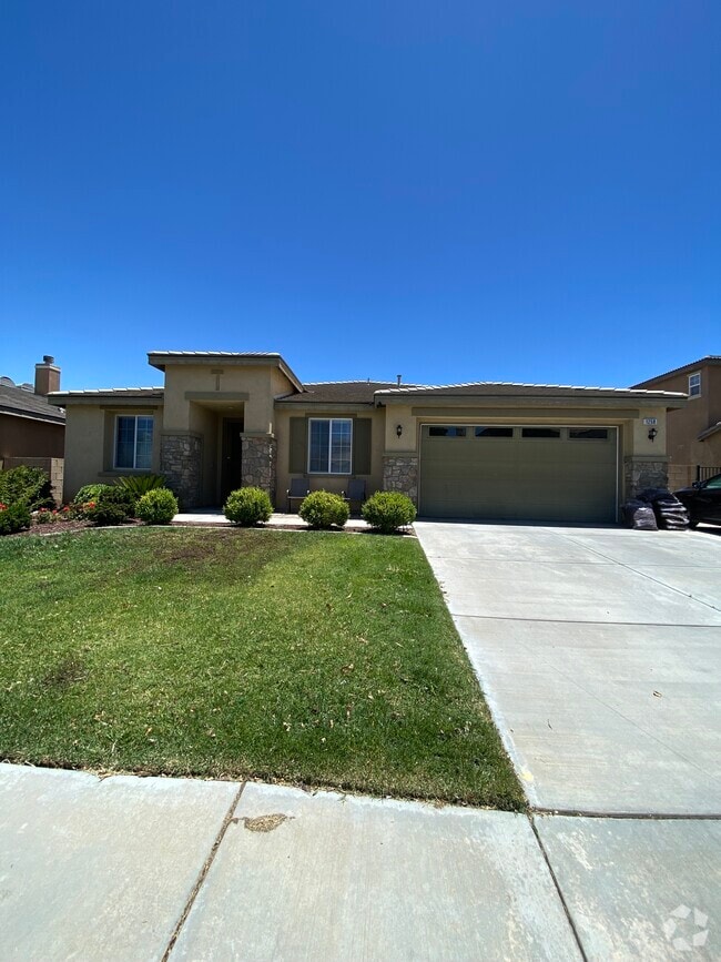 Building Photo - 1258 Wellington Dr Rental